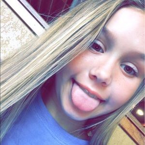 Meet your Posher, Annie grace